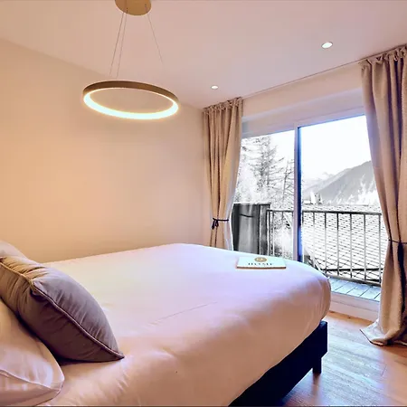 1850 : Elegant Apt. Neuf A 3 Min Des Pistes, Parking Inclus - Fr-1-575-249 * Куршевель